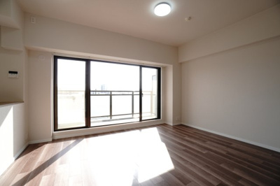 【居間・リビング】 | 【上質リノベ】コープ野村五日市グリーンスクエア隅の浜 | 室内（2026年3月7日8：30頃）撮影