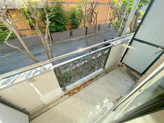 ベストハイツ上新庄のバルコニー