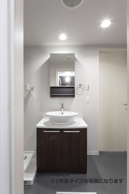 フィオーレの独立洗面台