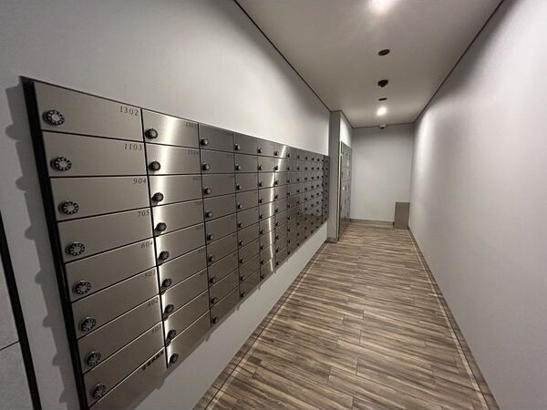 S-RESIDENCE桜本町awesomeのロビー