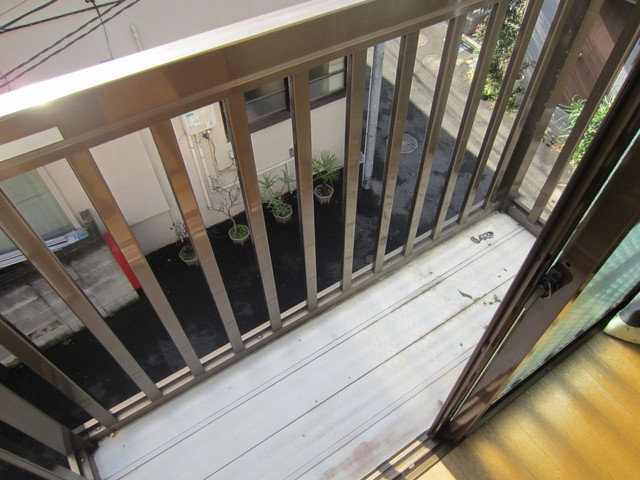 メゾンエトワールのバルコニー|ベランダもあります