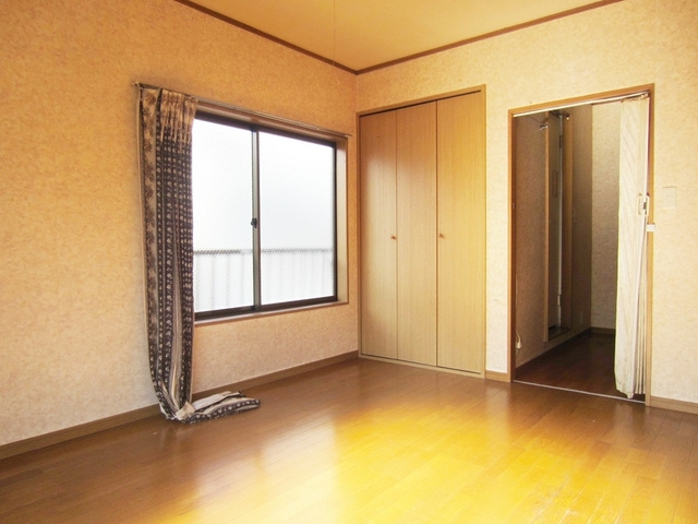 メゾンエトワールの居間・リビング|ペット相談可能のきれいなお部屋