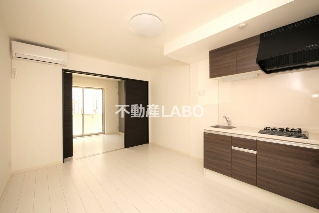 カーサセレーノの居間・リビング