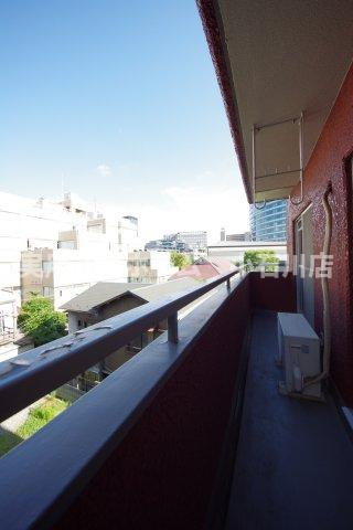 【バルコニー】