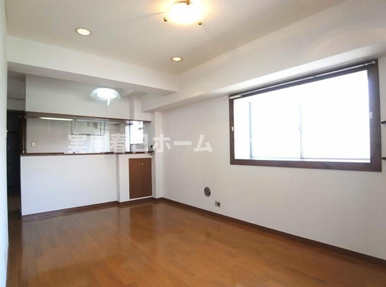 【居間・リビング】