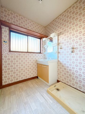 【独立洗面台】 | 前橋市上泉町　中古住宅
