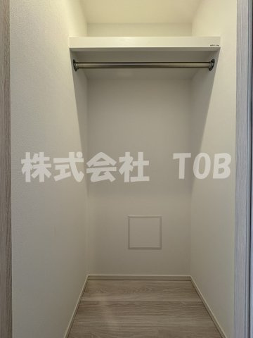 【収納】 | コンフォリア・リヴ永福町 | LDK13.4帖　収納②