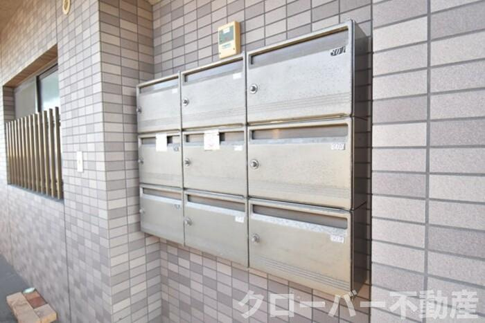 マリベール善通寺のその他共用部分|郵便ポスト