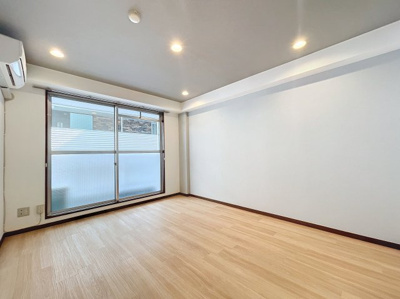 【居間・リビング】 | アメジストパレス | ※同建物ほかのお部屋の写真です。