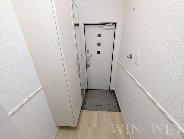 グランツ・マルシバ 6の玄関