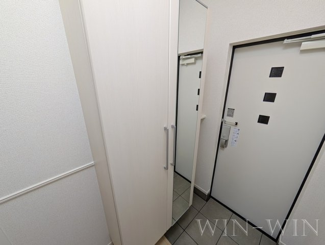 グランツ・マルシバ 6の玄関