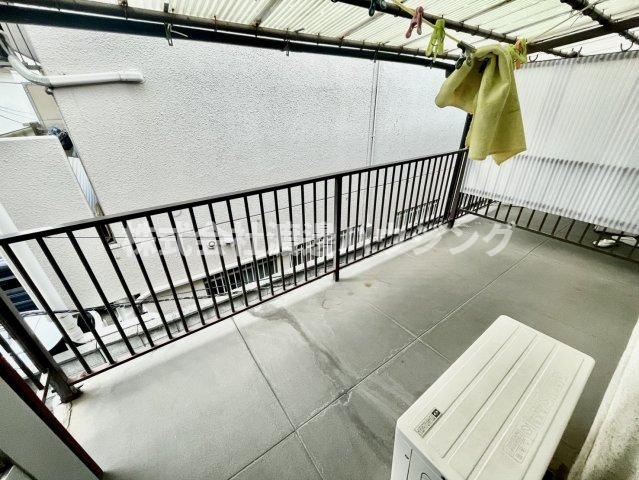 野里1丁目テラスハウスのバルコニー