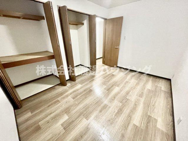 野里1丁目テラスハウスの寝室