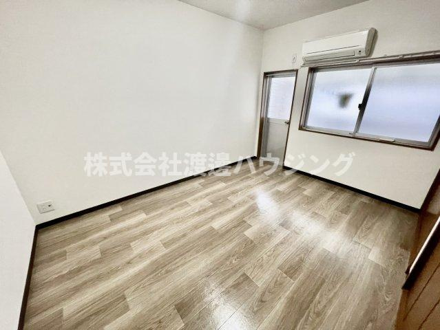 野里1丁目テラスハウスの寝室