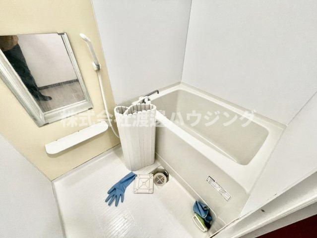 野里1丁目テラスハウスの浴室