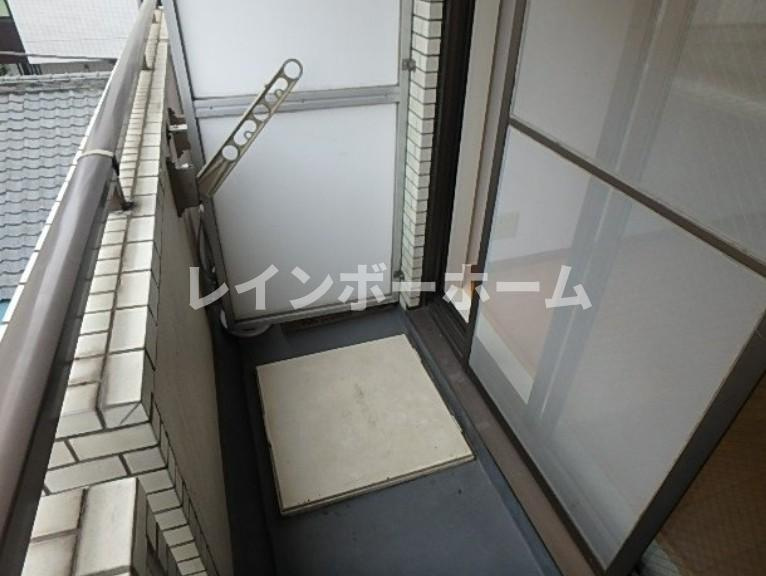 スカイノブレ御徒町のバルコニー