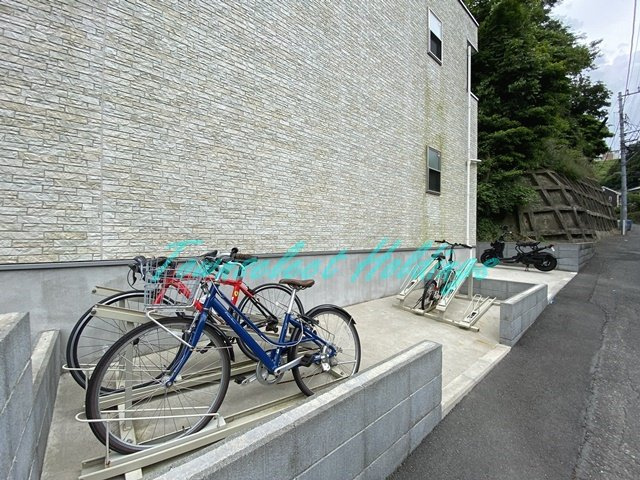 リブリ・タカトリのその他共用部分|駐輪スペースあり