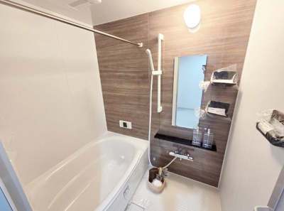 【浴室】 | 灘区桜ヶ丘ホームズ | 【リフォームイメージ写真】浴室乾燥機付なので雨の日や花粉が強い日も安心お洗濯