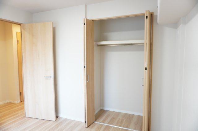 日商岩井草加マンションの収納