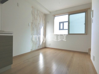 【洋室】 | メゾン・ド・フレール要町