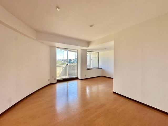 リブレ北新在家の居間・リビング