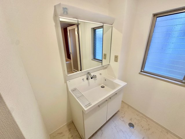 リブレ北新在家の洗面所