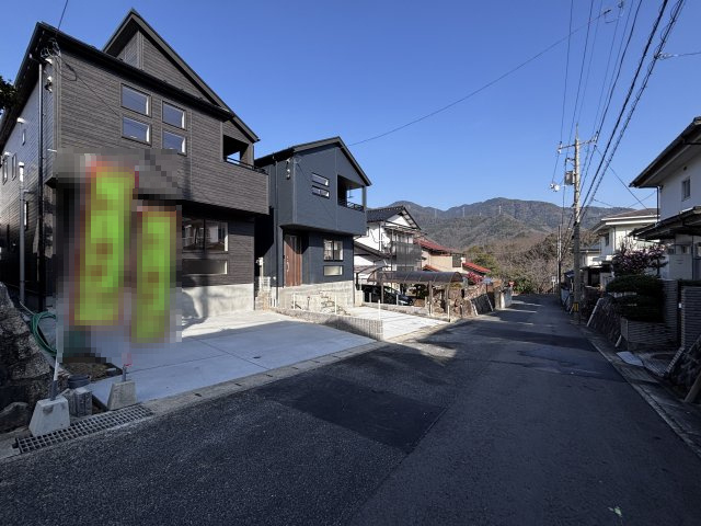 新築戸建　亀崎3丁目(No.2／No.2)の前面道路含む現地写真