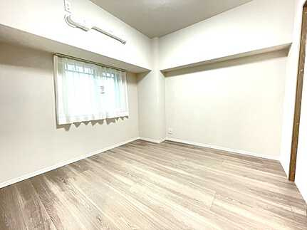 新明治橋マンションの洋室
