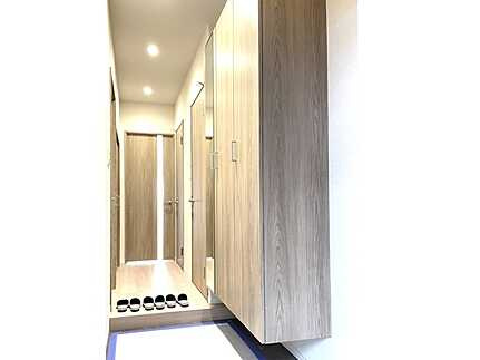 新明治橋マンションの玄関