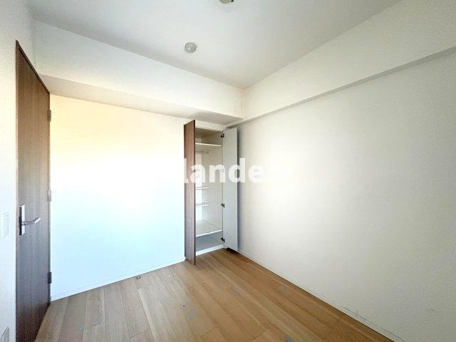 アーリアシティー一之江の洋室|ドキドキの新生活も、安心してスタート。ぴったりの住まいを見つけませんか？クランディアが一緒に住まい選びをサポートします‼　まずは、お気軽にお問合せください　＃クランディア