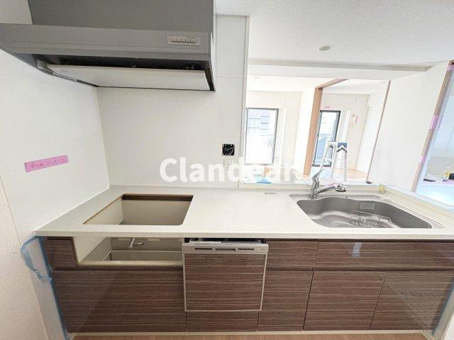 アーリアシティー一之江のキッチン|ドキドキの新生活も、安心してスタート。ぴったりの住まいを見つけませんか？クランディアが一緒に住まい選びをサポートします‼　まずは、お気軽にお問合せください　＃クランディア