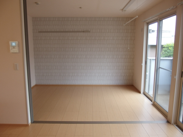 グレイス（百々町）の居間・リビング