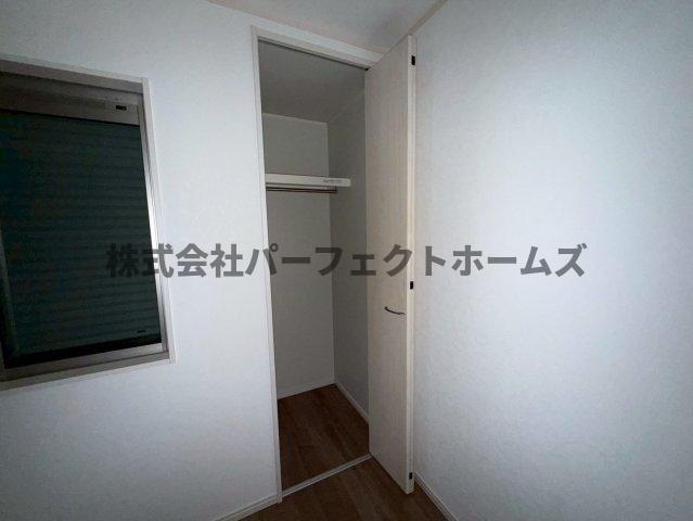 太秦緑ヶ丘戸建　賃貸の収納|便利な収納スペースです