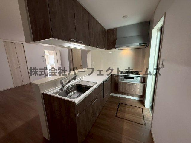 太秦緑ヶ丘戸建　賃貸のキッチン|使いやすいキッチンです