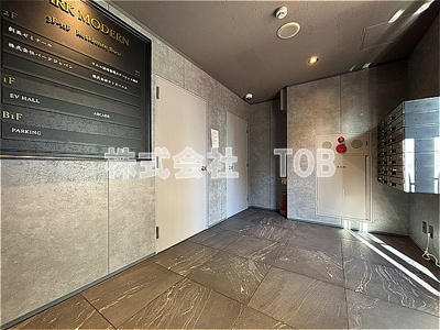 【ロビー】 | ＰＡＲＫ ＭＯＤＥＲＮ つつじヶ丘 | 南側ロビー