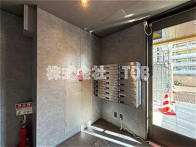 【その他共用部分】 | ＰＡＲＫ ＭＯＤＥＲＮ つつじヶ丘 | 南側メールボックス