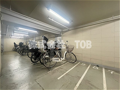 【その他共用部分】 | ＰＡＲＫ ＭＯＤＥＲＮ つつじヶ丘 | 自転車置き場