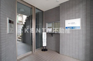 【エントランス】 | 清潔なエントランスです