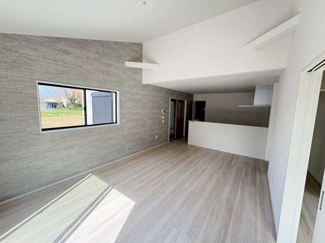 太郎丸2丁目　2棟の居間・リビング|リビング19.5帖