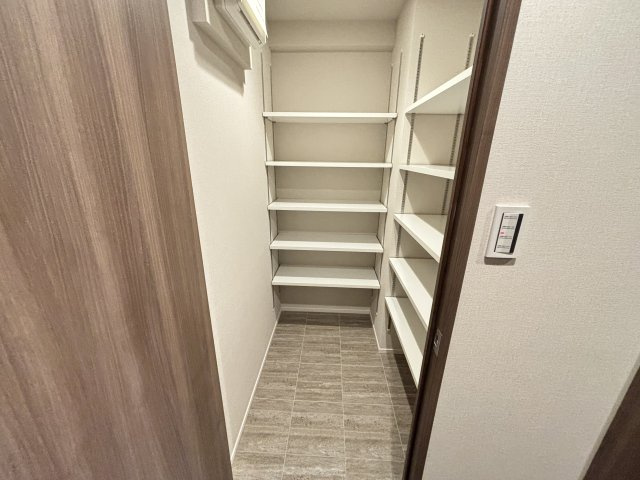 RJRプレシア川口の収納