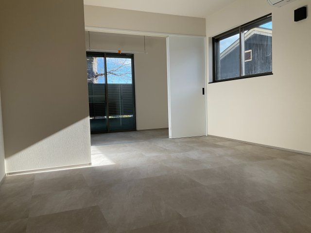 QHOUSE桑原の内装