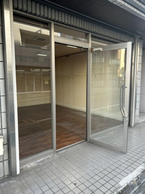 【エントランス】 | アーバンコート野島店舗