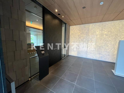 【ロビー】 | ラティエラ大鳥居 | 毎日通るロビーはこのようになっています