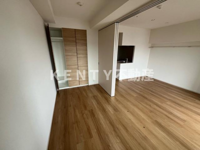 【内装】 | ラティエラ大鳥居 | 明るい室内です