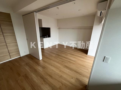 【居間・リビング】 | ラティエラ大鳥居 | おしゃれな居間です