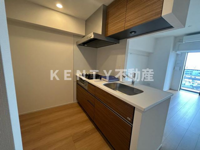 【キッチン】 | ラティエラ大鳥居 | お料理しやすいキッチンです