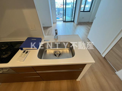 【キッチン】 | ラティエラ大鳥居 | コンパクトなキッチンで掃除もラクラク