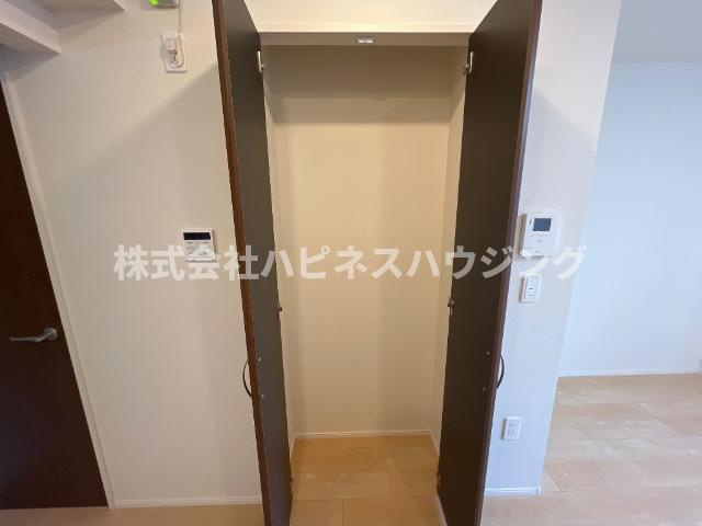 （仮称）柏市篠籠田　新築アパートの収納|キッチン収納（イメージ）