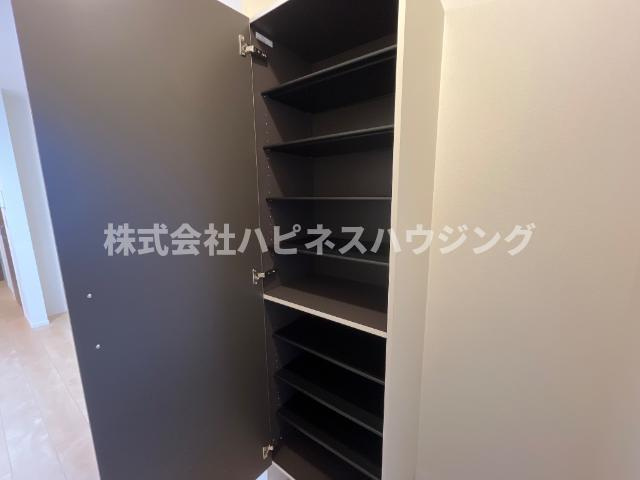 （仮称）柏市篠籠田　新築アパートの収納|下駄箱（イメージ）