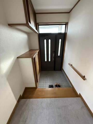 白糠町西１条南４－１－２３貸家の玄関